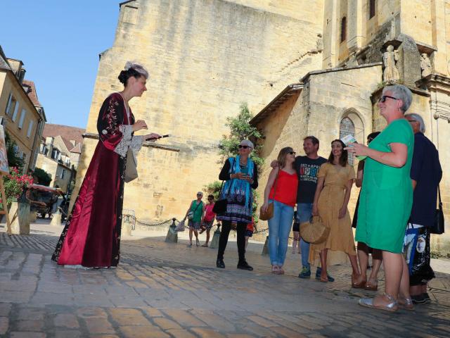La Belle Sarladaise, visite théâtralisée