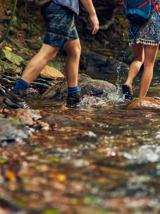 Marche en eau vive en Périgord