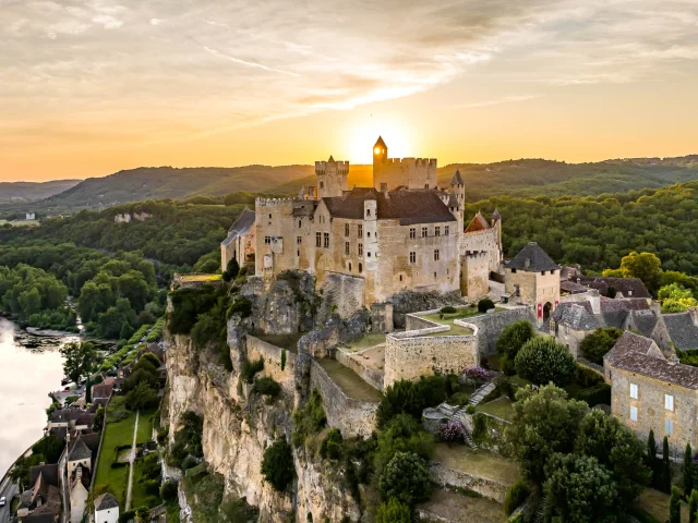 DJI_20230727210736_0155_D-Beynac@DeclicDecolle.jpg
