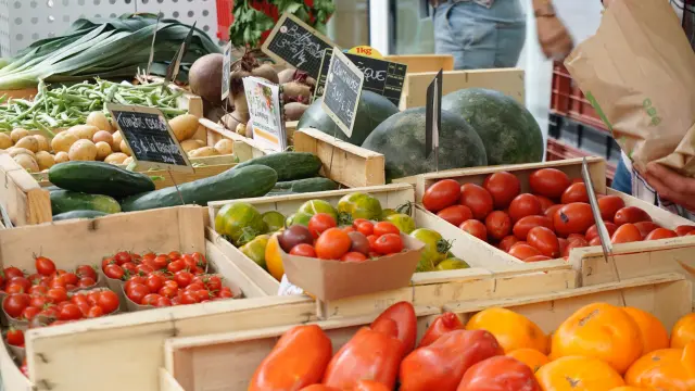 fruits et légumes sur le marché de Seignosse