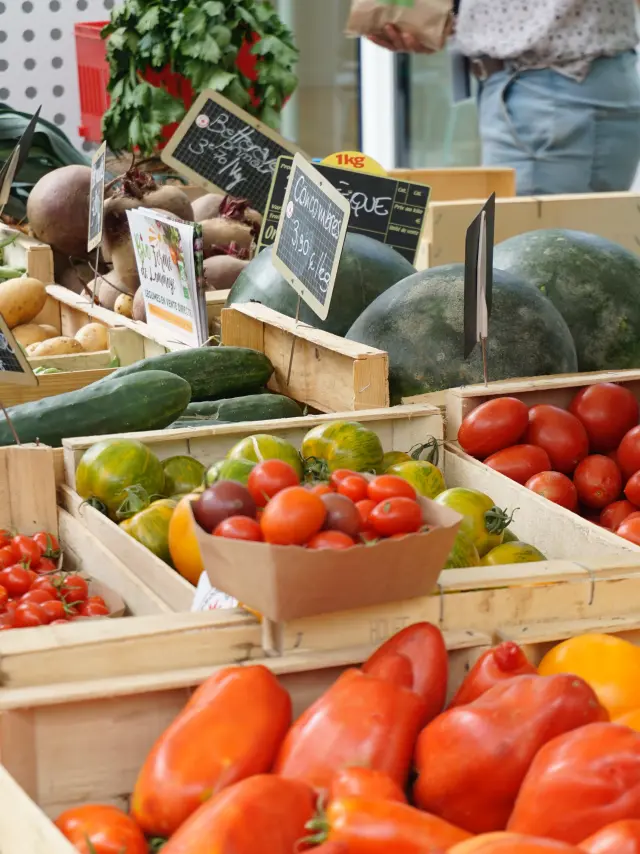 fruits et légumes sur le marché de Seignosse