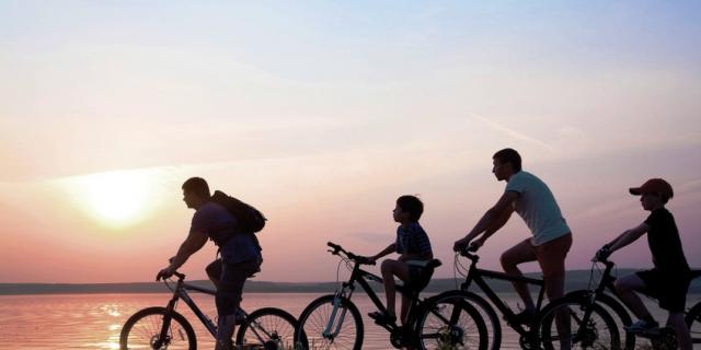 Famille A Vélo ©fotolia.com