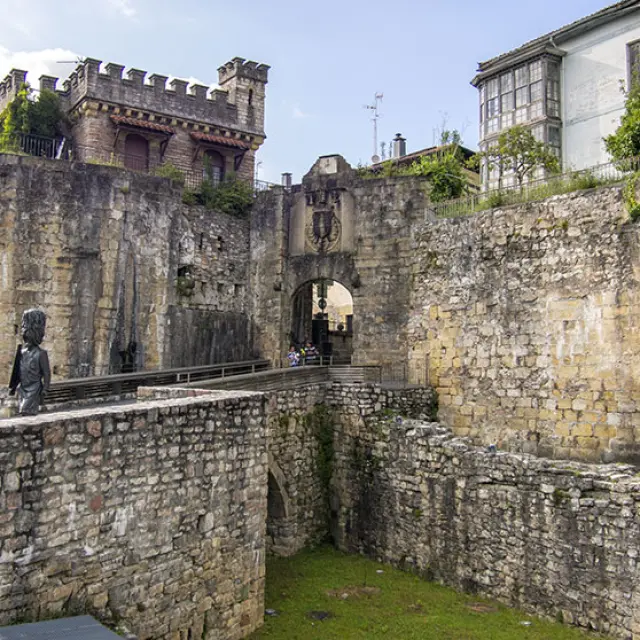 Puerta Santa Maria