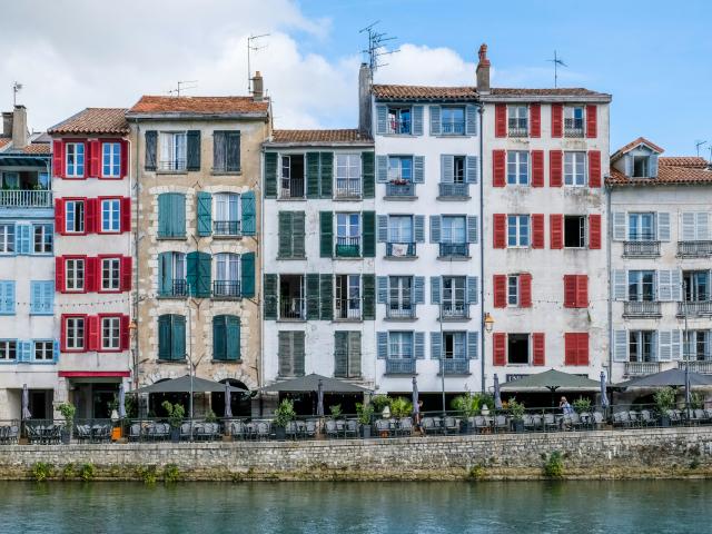 Les bords de la nive à Bayonne