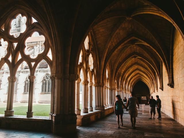 le cloître de la cathédrale de Bayonne