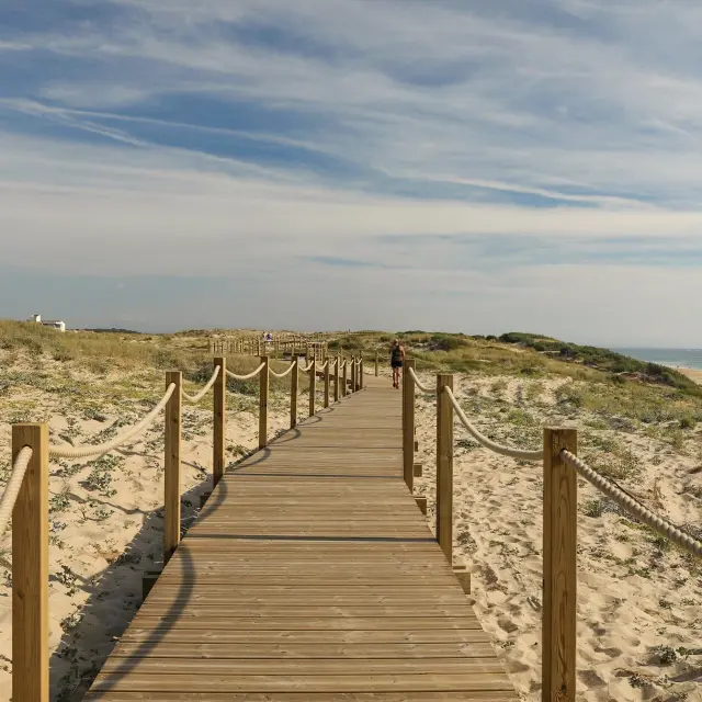 Passerelle de la plage du Penon à Seignosse, vue sur l'océan
