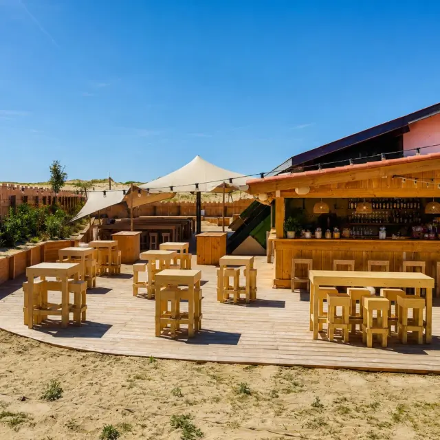 2. Le Tube Seila open-air café – Le Tube open-air café in Seignosse, near Dhossegor and Capbreton in the Landes region