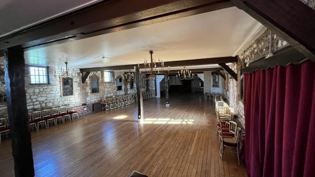 Manoir De Portejoie (16) - salle de réception