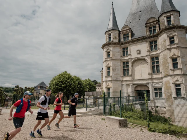 Trail Avec Sylvaine Cussot Chateau D Aubevoye Marie Anais Thierry Marie Anais Thierry 26657 1600px
