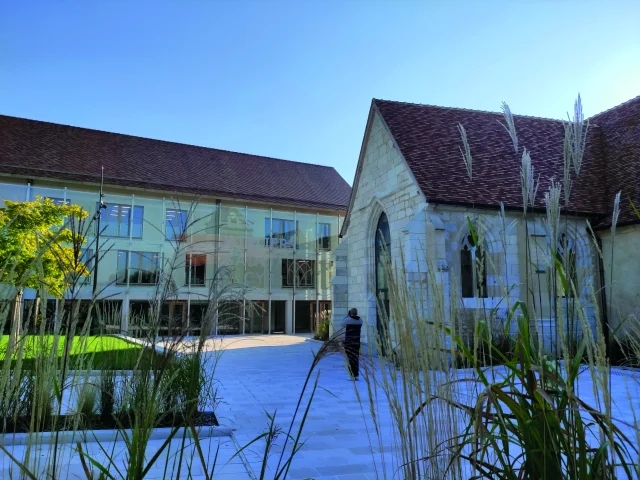 Le carré Saint Cyr au Vaudreuil