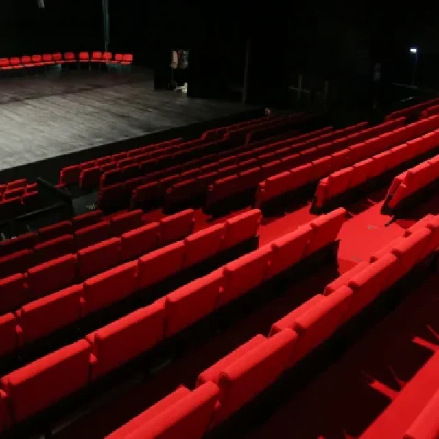 P 22 23 Larsenal Salle 640x360 1