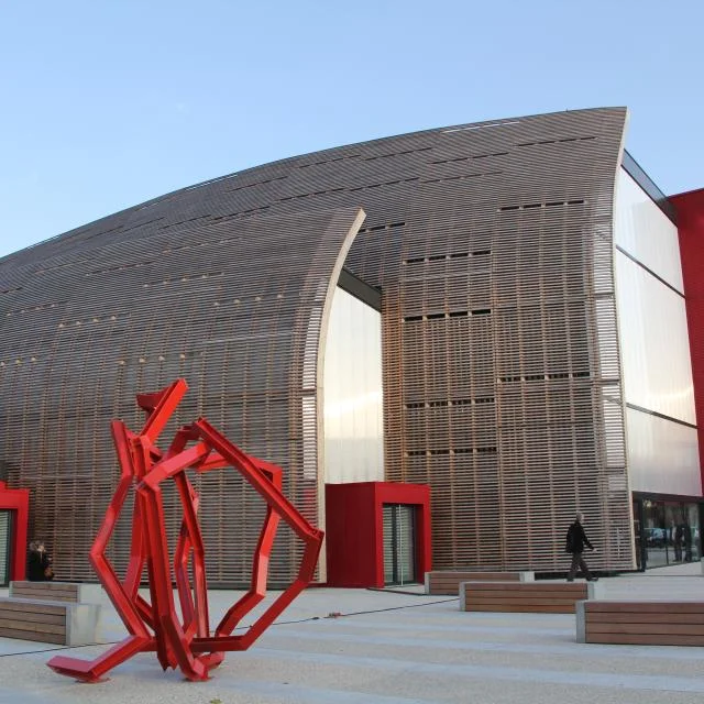 Thatre De Larsenal 640x640 1