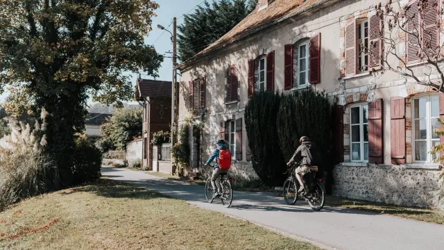 Vélo en bord de Seine