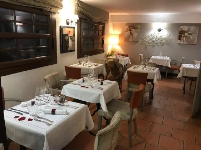 Interieur De Lauberge Du Halage