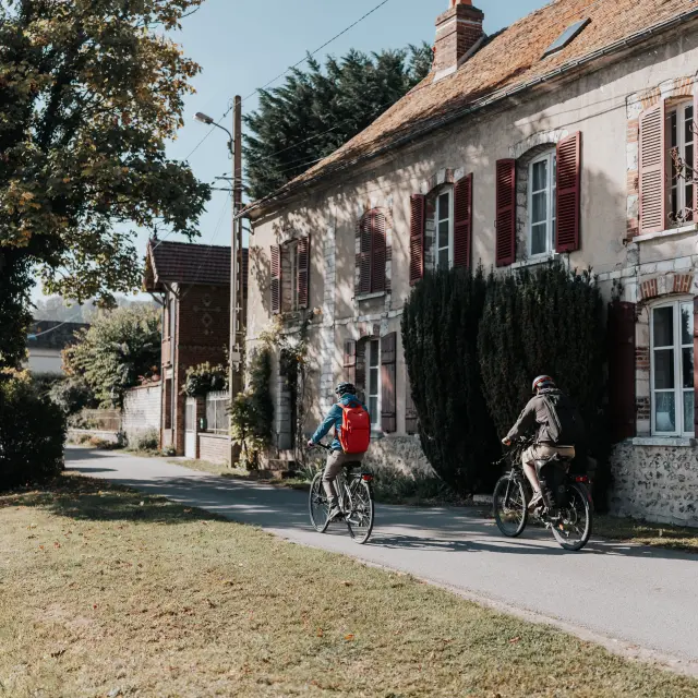 Vélo en bord de Seine