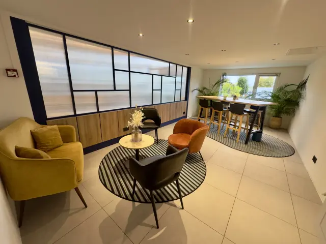 Coworking 1mercure Val De Reuil