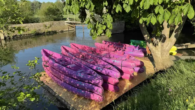 Canoe Pontonlaguinguettecanoe