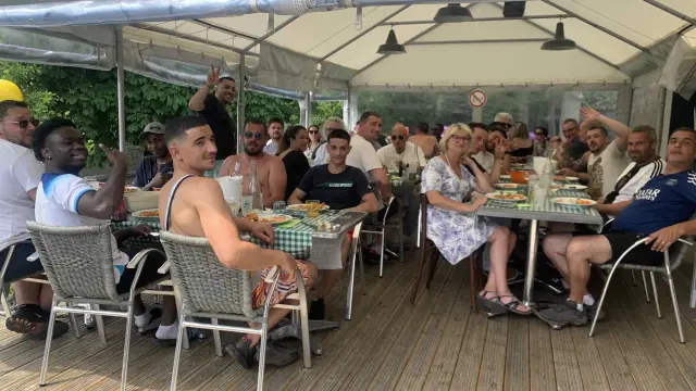 Groupe Dejeunerlaguinguettecanoe