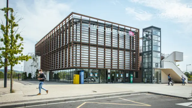 La gare de Val-de-Reuil