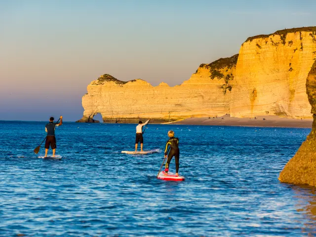 Paddle-Etretat©SMA-V.Rustuel