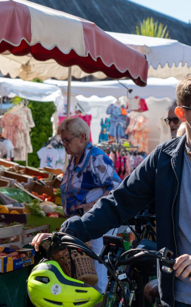 Cany-Barville market