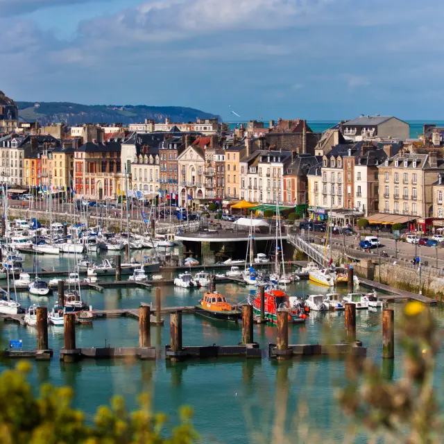 Panorama du port de Dieppe