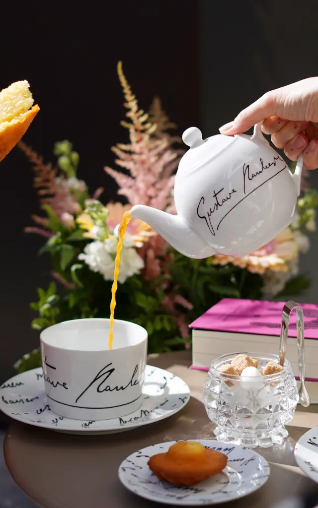 Goûter à l'hôtel Flaubert Rouen ©DNT