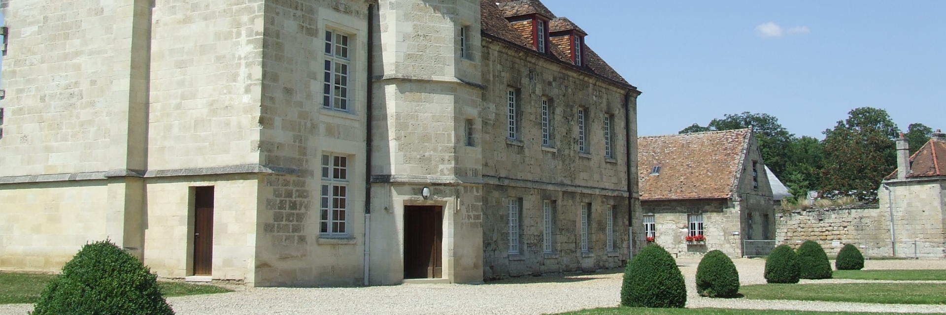 Logis de l'abbé < Abbaye Saint-Jean-des-Vignes < Soissons