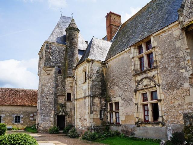 Chateau De Chémery Non Libre De Droit