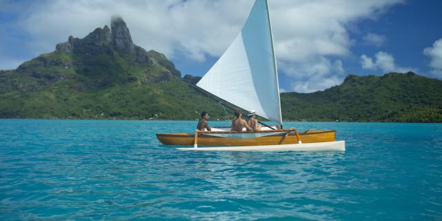 Voilier à Bora Bora - Tahiti Tourisme © Grégoire Le Bacon