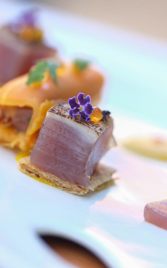 Poisson Cru Hôtel De Luxe Pearl Nuku Hiva Chef Thomas Lazar - Tahiti Tourisme © G. Boissy Alesimedia