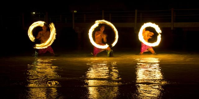 Fire Dancing Hotel Moorea
