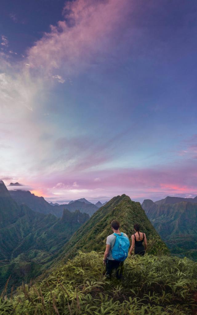 La Vue Du Mont Aorai - Tahiti Tourisme © Myles Mcguinness
