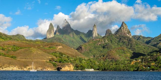 Pitons Ua Pou Tahiti Tourisme