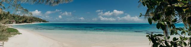 Panorama of Matira Beach in Bora Bora - Tahiti Tourisme © Marc Gerard Photography