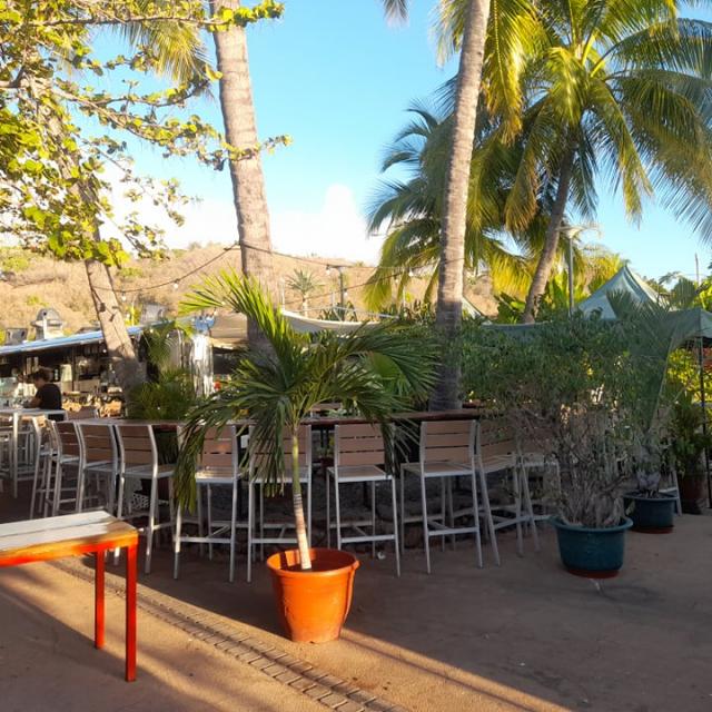 Maeva Café Food Truck at Vaipoopoo in Punaauia Tahiti
