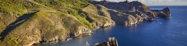 Ua Pou Vaiehu Bay Tahiti Tourisme © Bertrand Duquenne Ad Hoc Preset