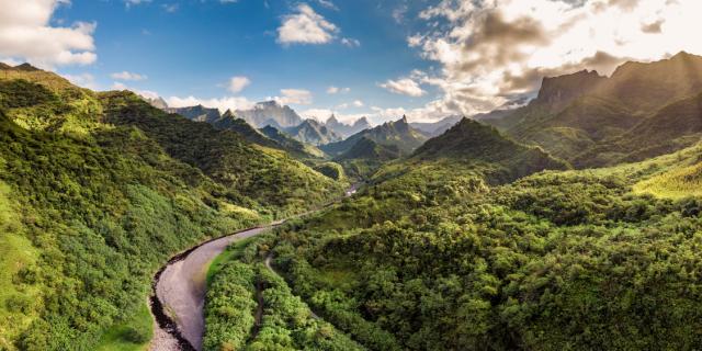Vue Aérienne De La Maroto à Papenoo Tahiti, Îles De La Société - Tahiti Tourisme © Stéphane Mailion Photography