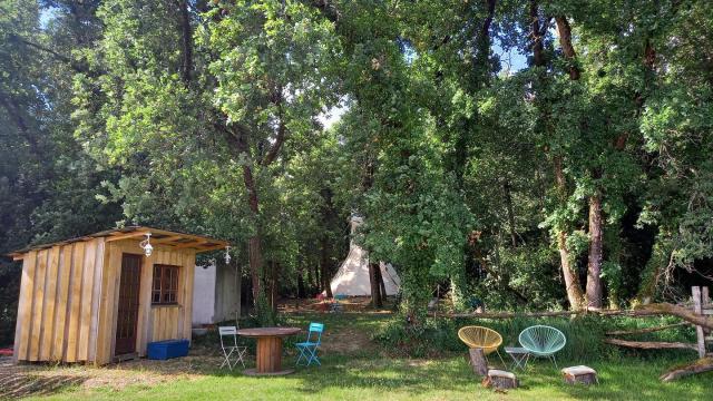 Le Tipi des Belles Eaux