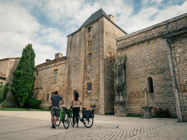 Place du château de Montricoux