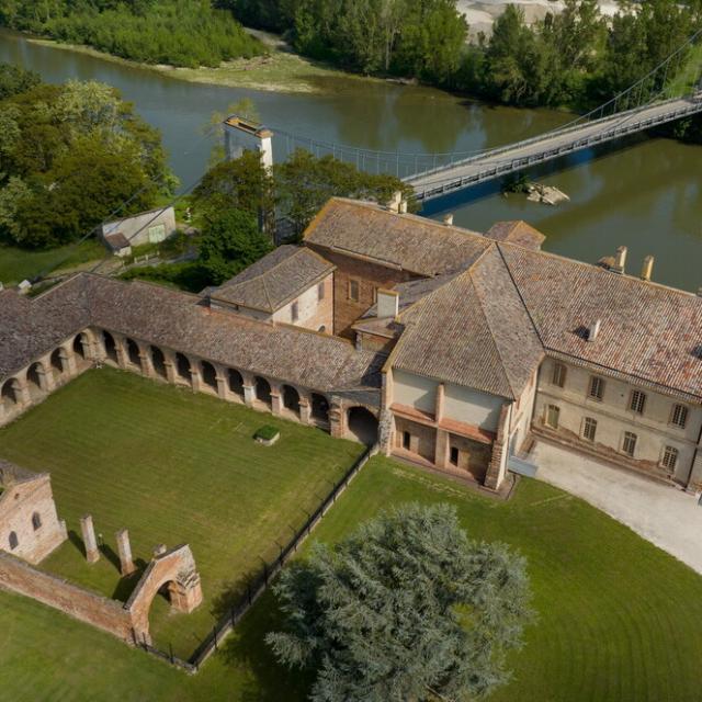 Abbaye de Belleperche