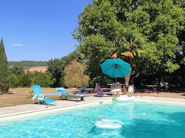 Domaine Des Garrigues Piscine