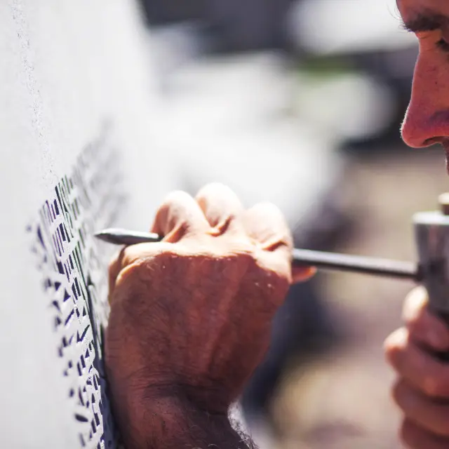 Tailleur de pierre Thierry Courtadon à Volvic