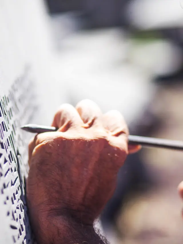 Tailleur de pierre Thierry Courtadon à Volvic