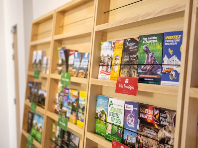 Accueil de l'Office de Tourisme du Goulet à Volvic