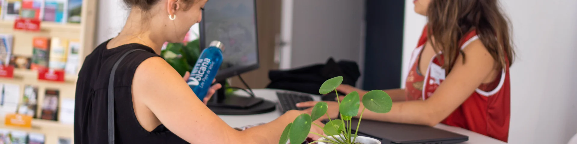 Accueil de l'Office de Tourisme du Goulet à Volvic