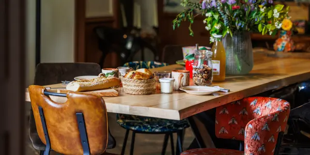 Petit-déjeuner Chambre d'hôtes au Château de Bourrassol à Ménétrol