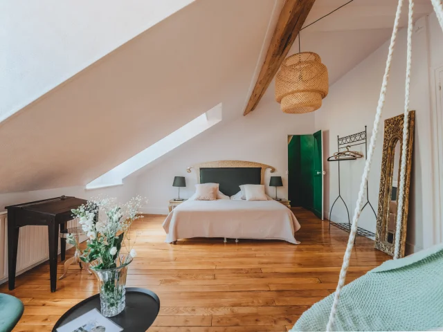 Chambre d'hôtes au Château du Guériner à Saint-Priest-Bramefant