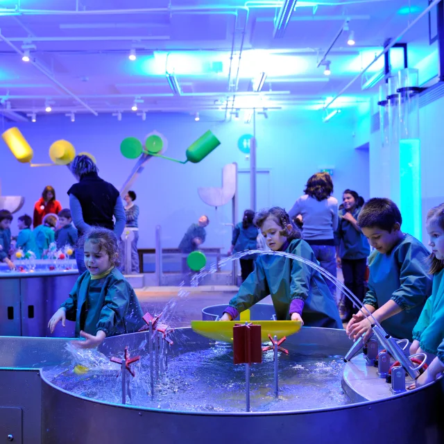 Cité des enfants au Parc Vulcania à Saint-Ours-les-Roches