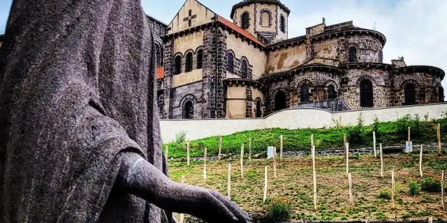 Eglise Saint-Priest à Volvic